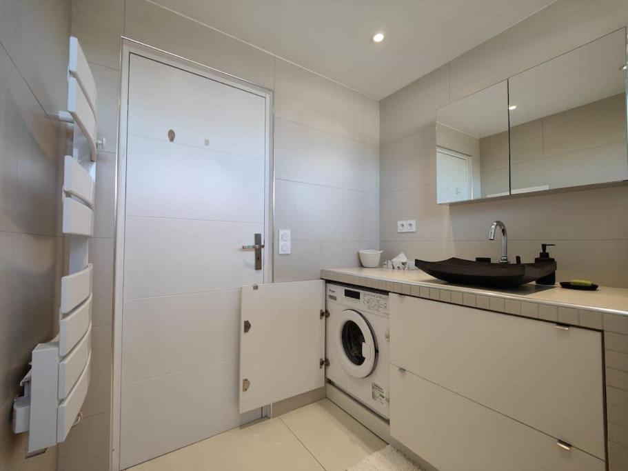 Cannes Vue Mer T2 61M²+ Parking Екстер'єр фото